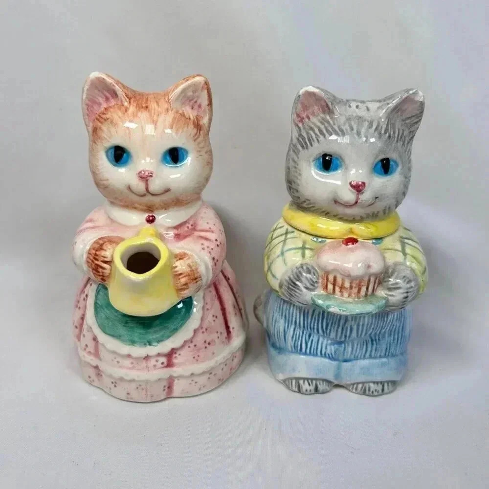 Vintage Avon Ceramic Country Purrfection Cat Creamer Sugar Set